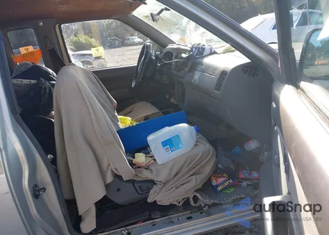 1998 Nissan Frontier King Cab Xe/King Cab Se from USA, damaged, VIN 1N6DD26S8WC362964